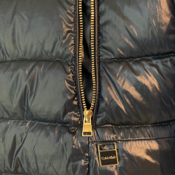 Calvin Klein royal blue packable lightweight down filled hooded jacket - Picture 3 of 7